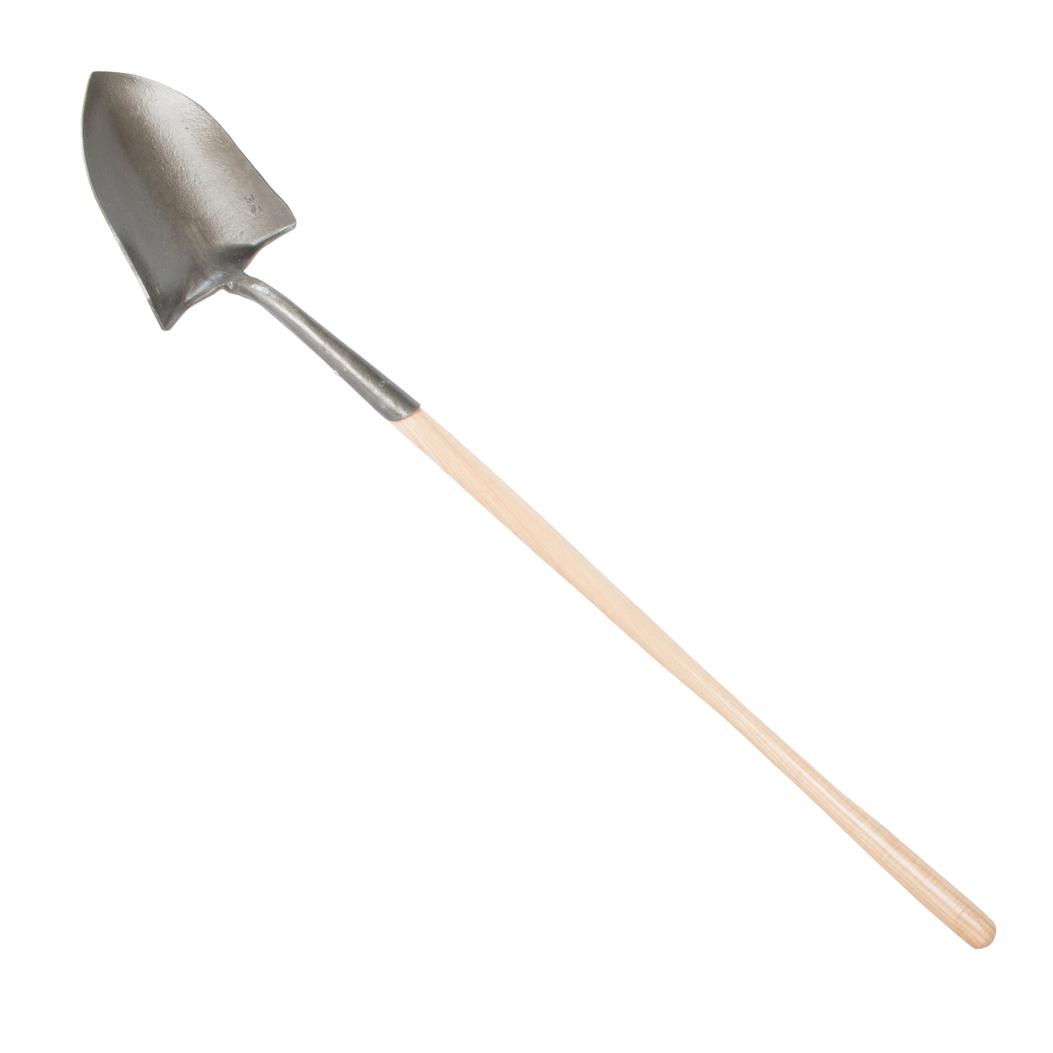 TITAN Round Point Digging Spade