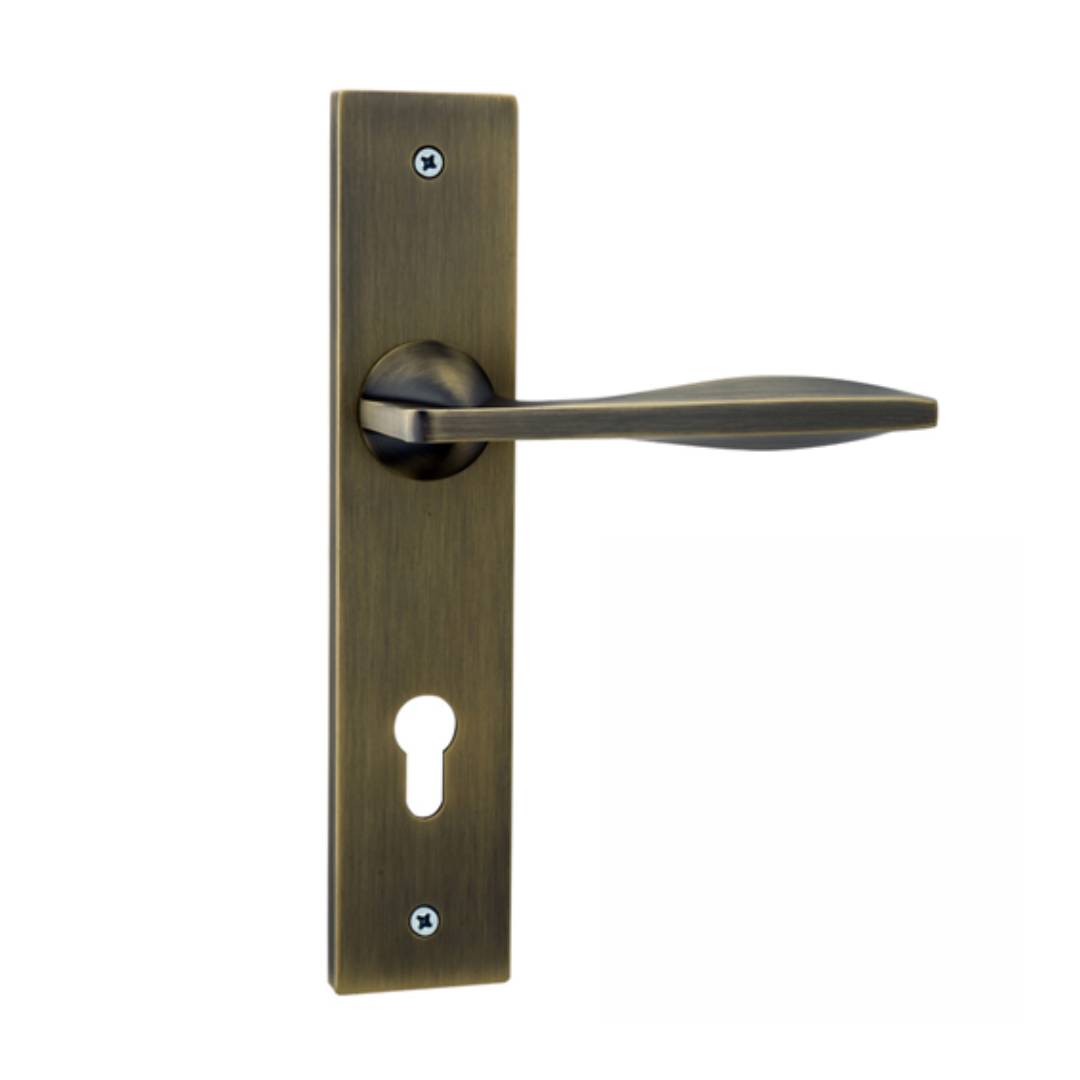 UKEN UI-102 Lever Handle W/Plate Classic